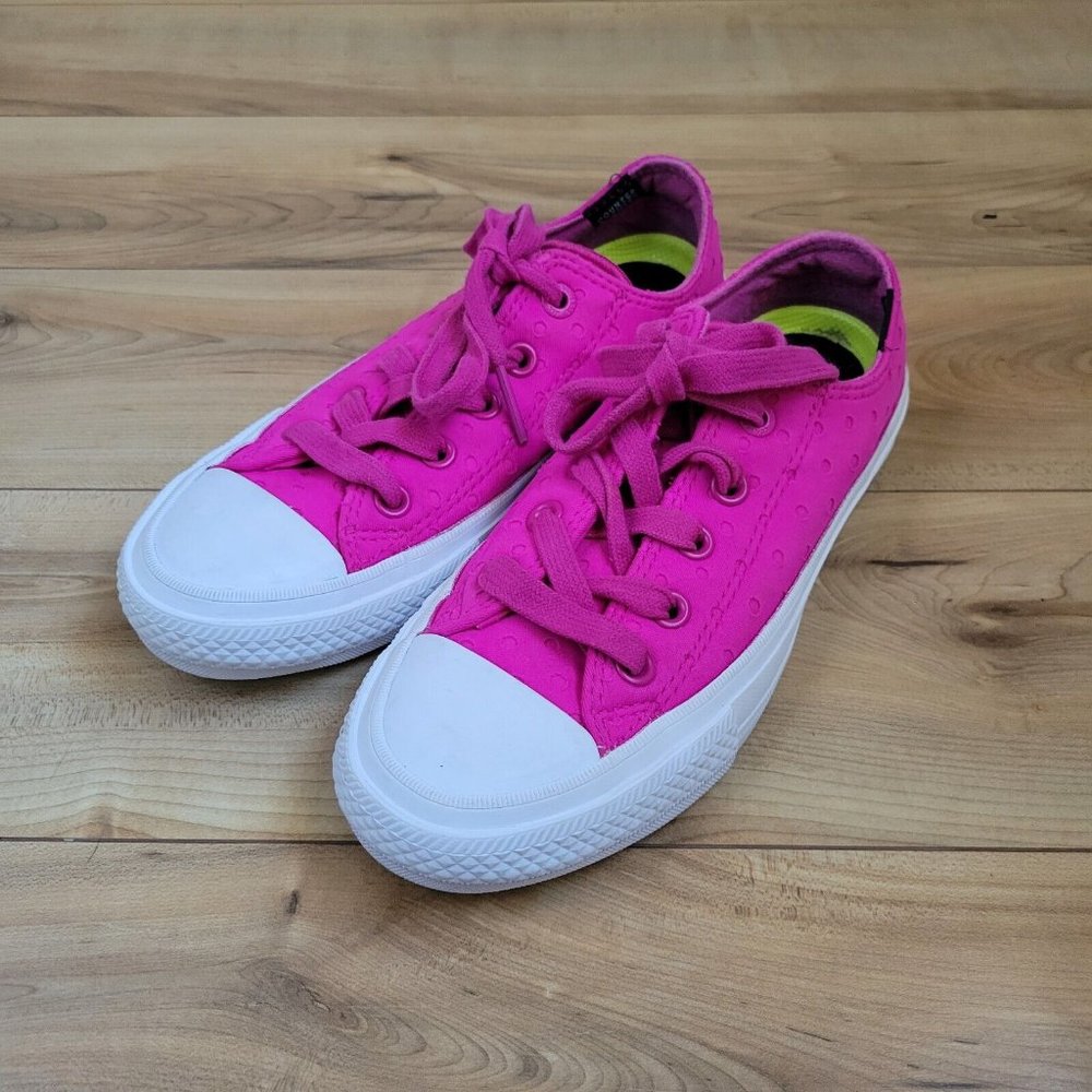 Converse Chuck Taylor II  All Star With Lunarlon Magenta Girls Sz 6